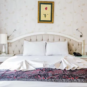 peteks-hotel.istanbul-turkeyhotels.com/
